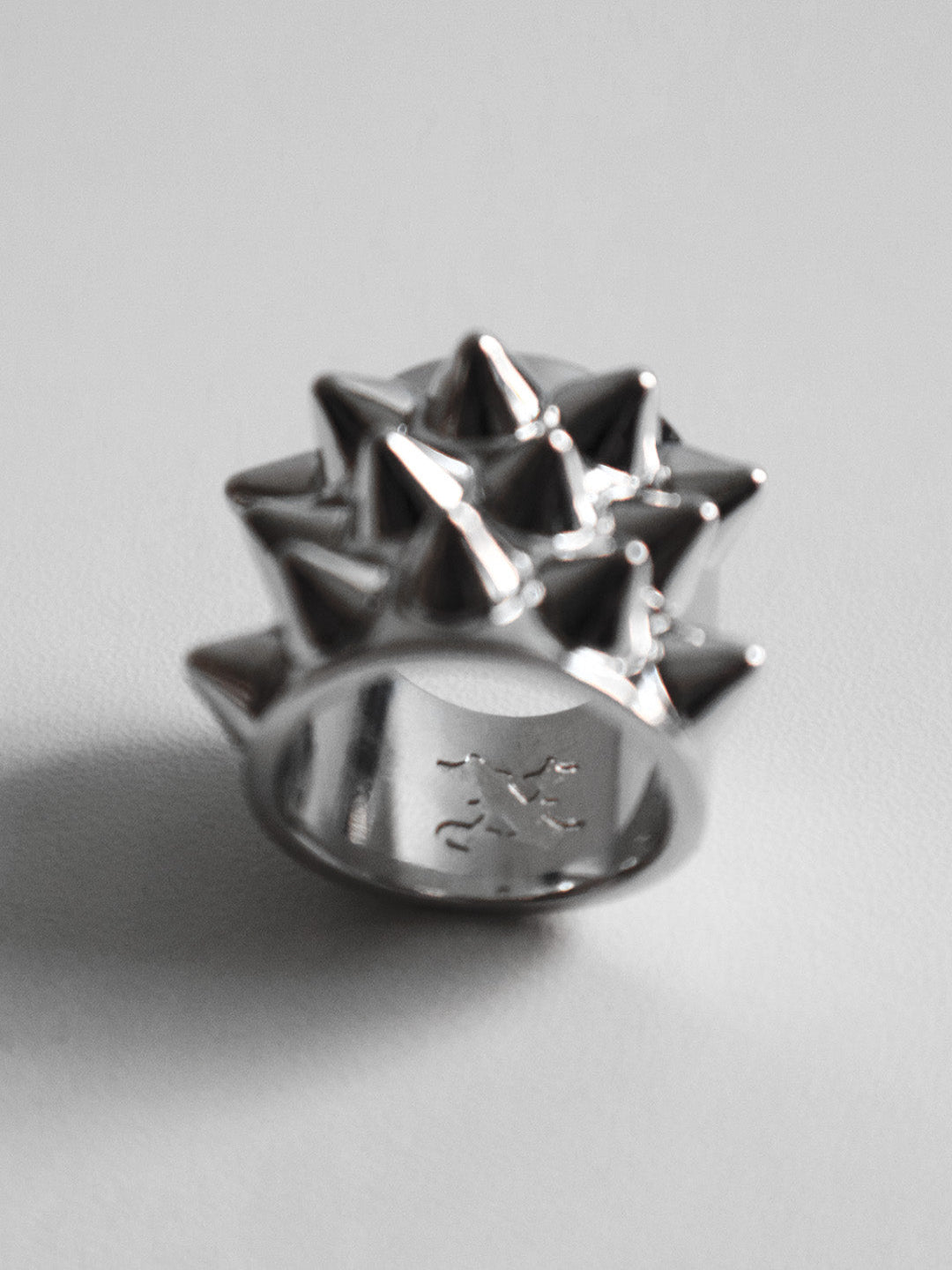 SPIKED RING SILVER