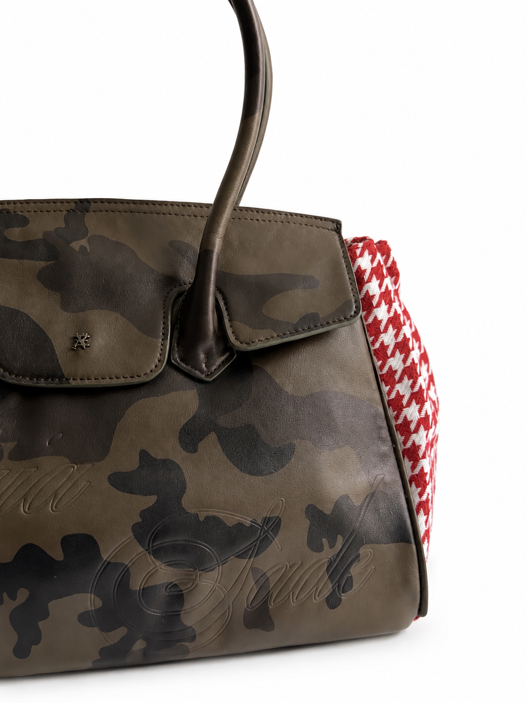 OLIVIA SADE CARRYALL