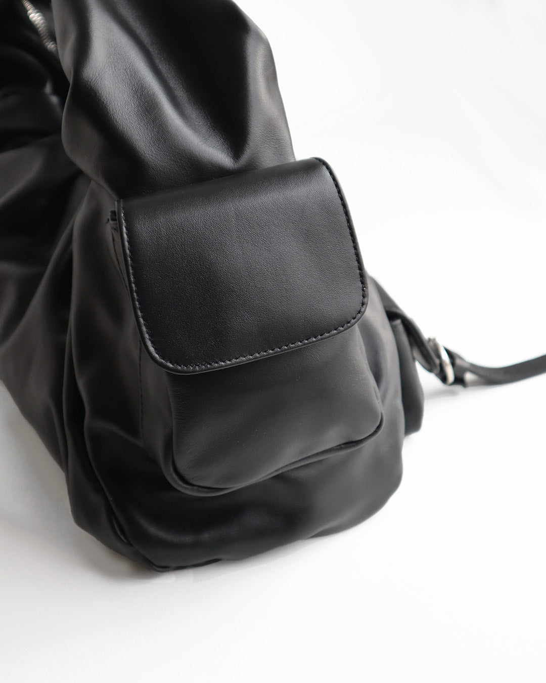 BETTY LEATHER BAG BLACK (SAMPLE)