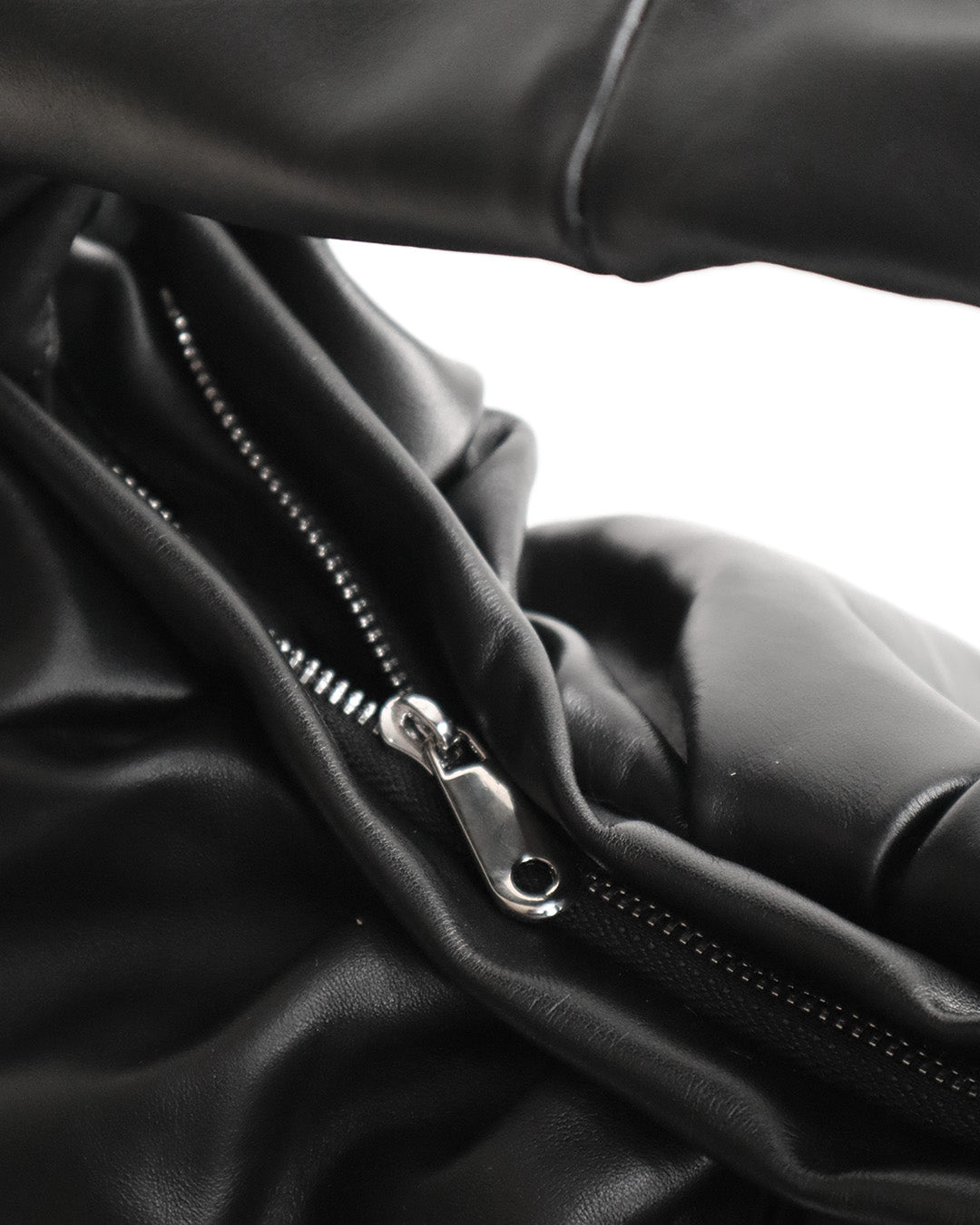 BETTY LEATHER BAG BLACK (SAMPLE)