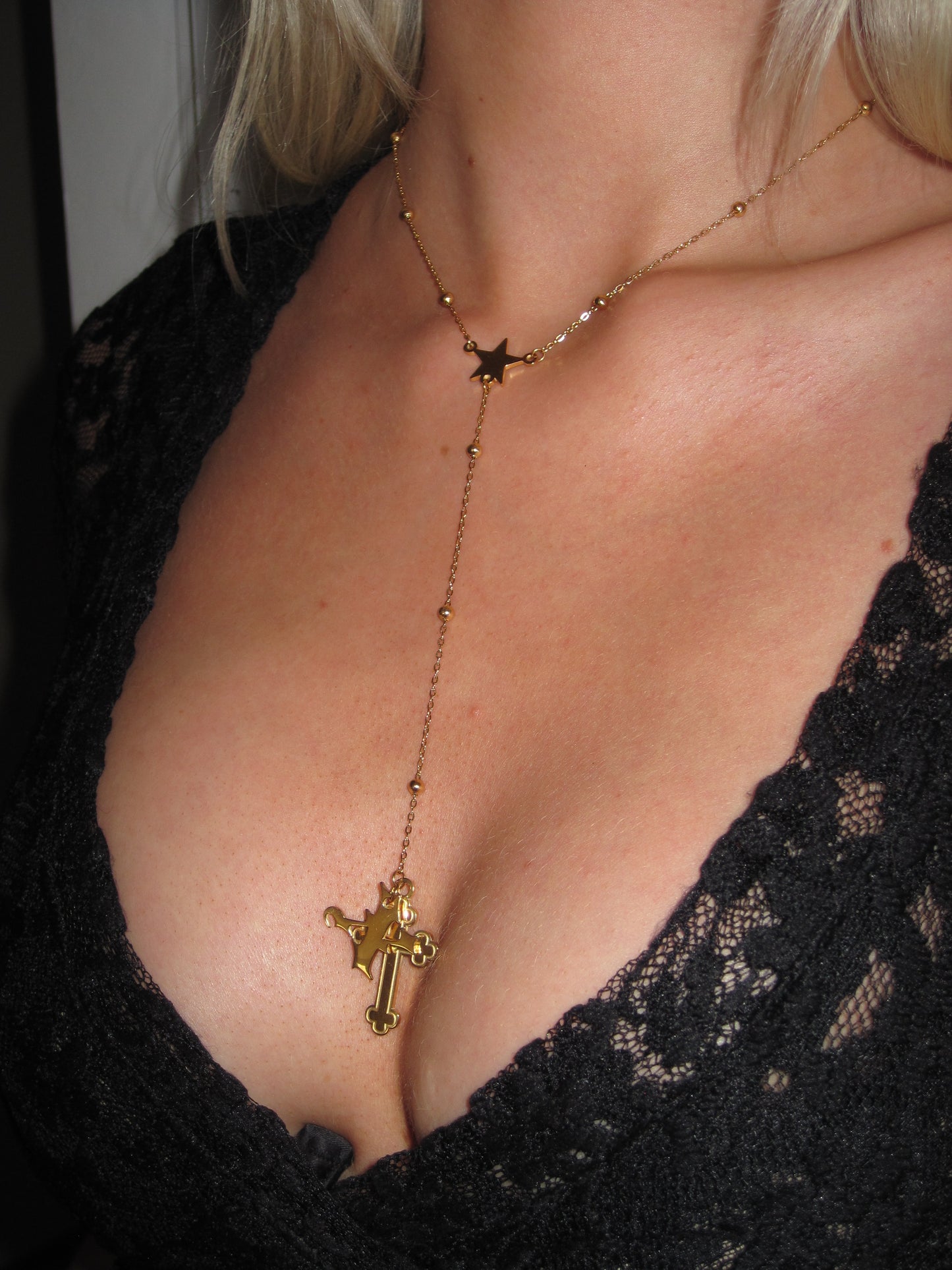 X ROSARY NECKLACE GOLD