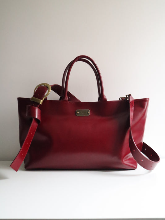 LEATHER BUCKLE SAC RED