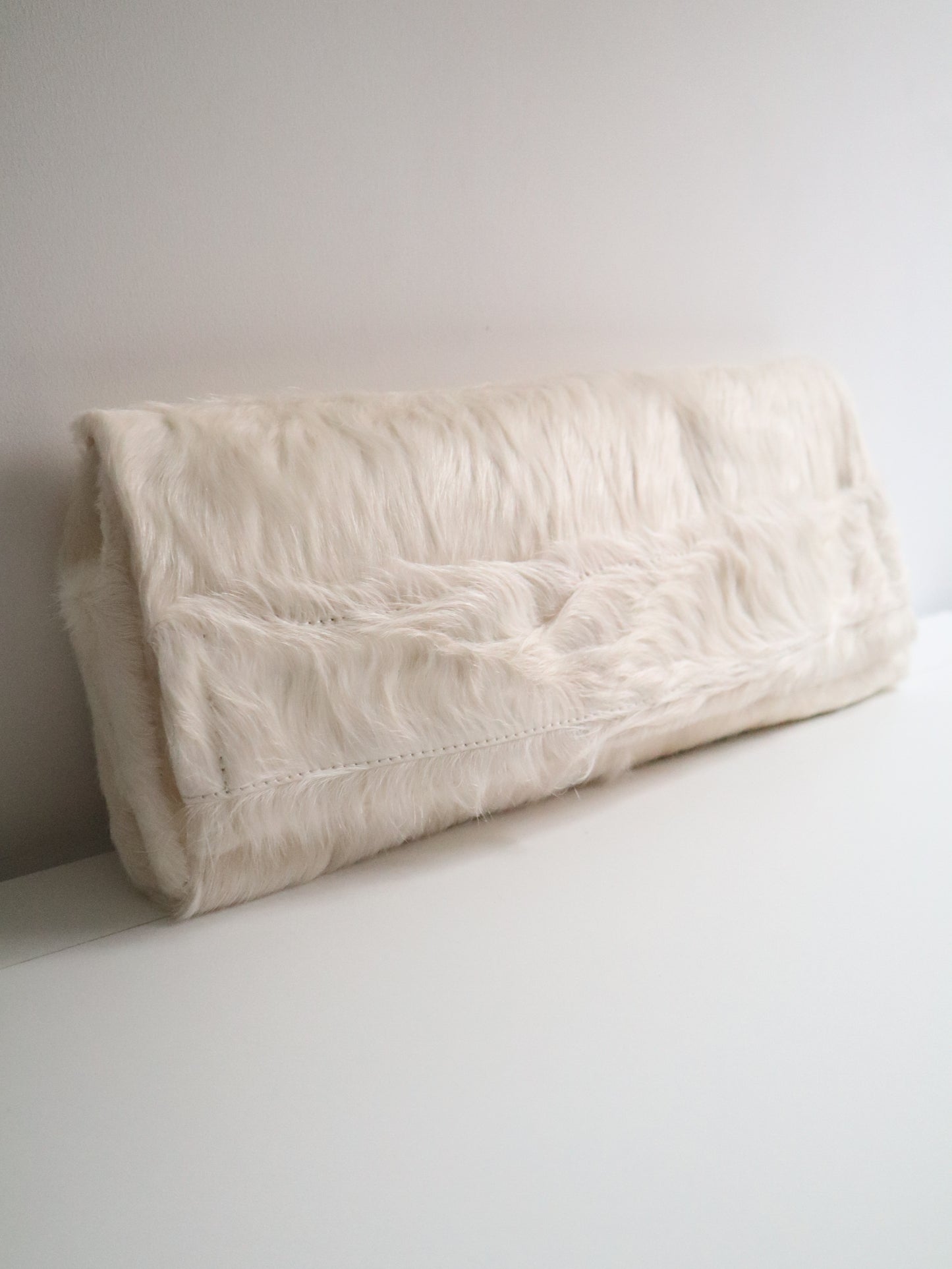 PILLOW COWHIDE CLUTCH WHITE