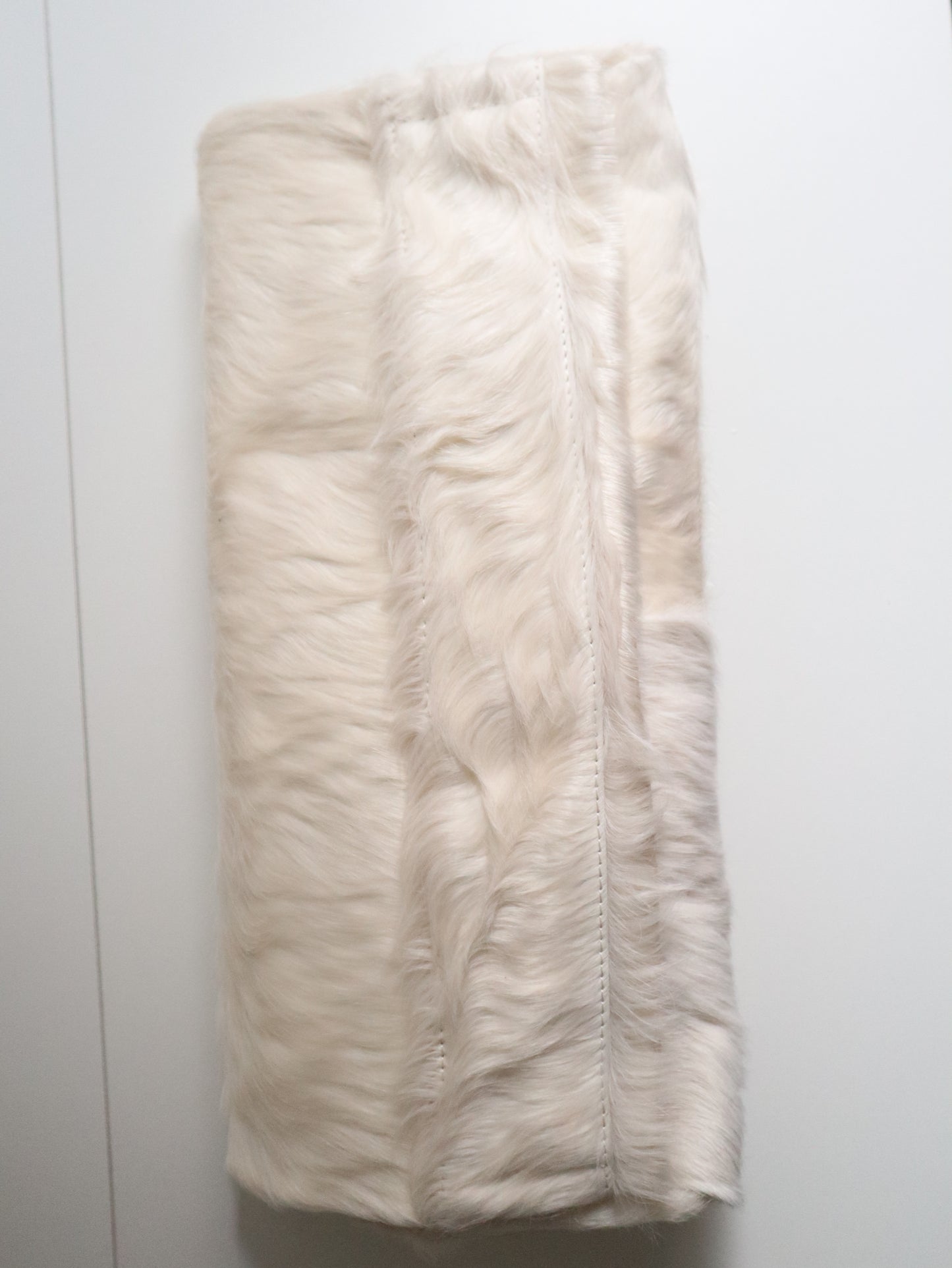 PILLOW COWHIDE CLUTCH WHITE