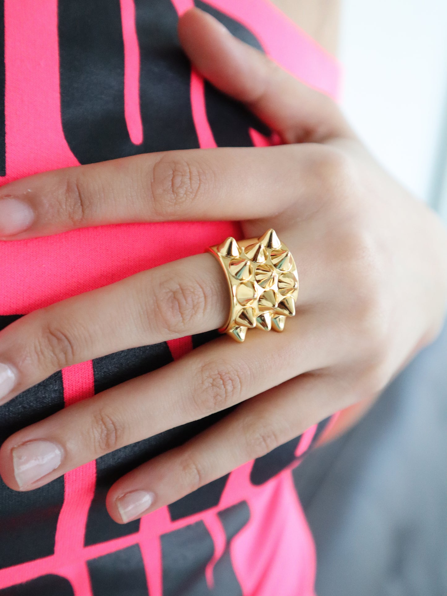 SPIKED RING GOLD