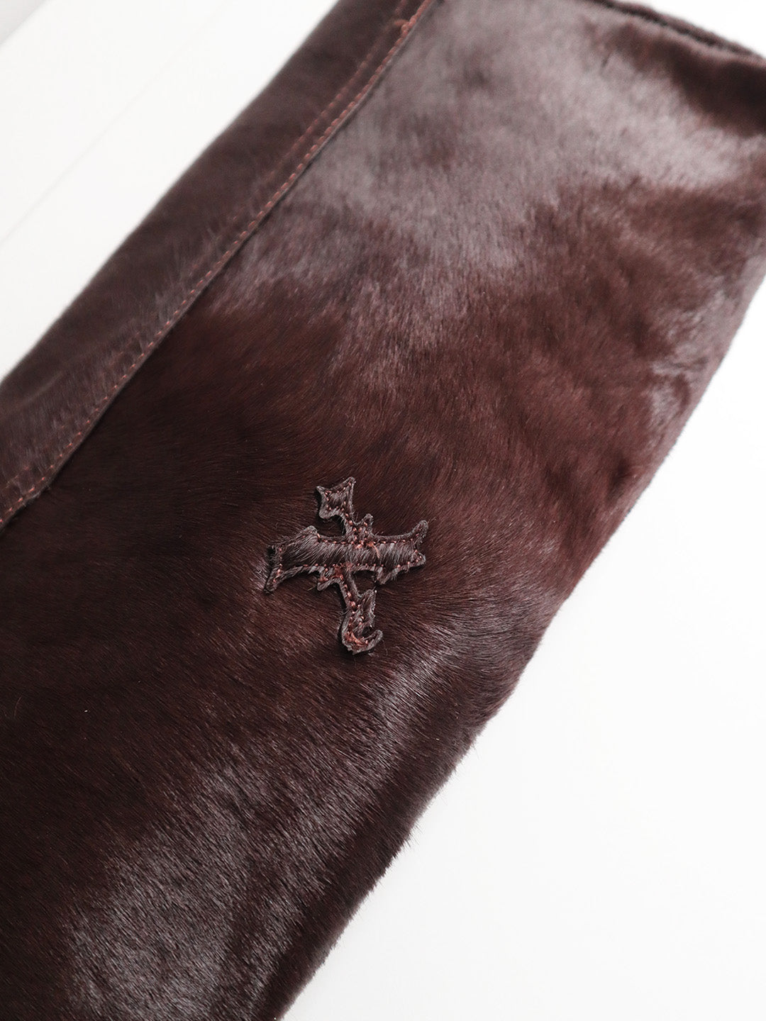 PILLOW COWHIDE CLUTCH BROWN