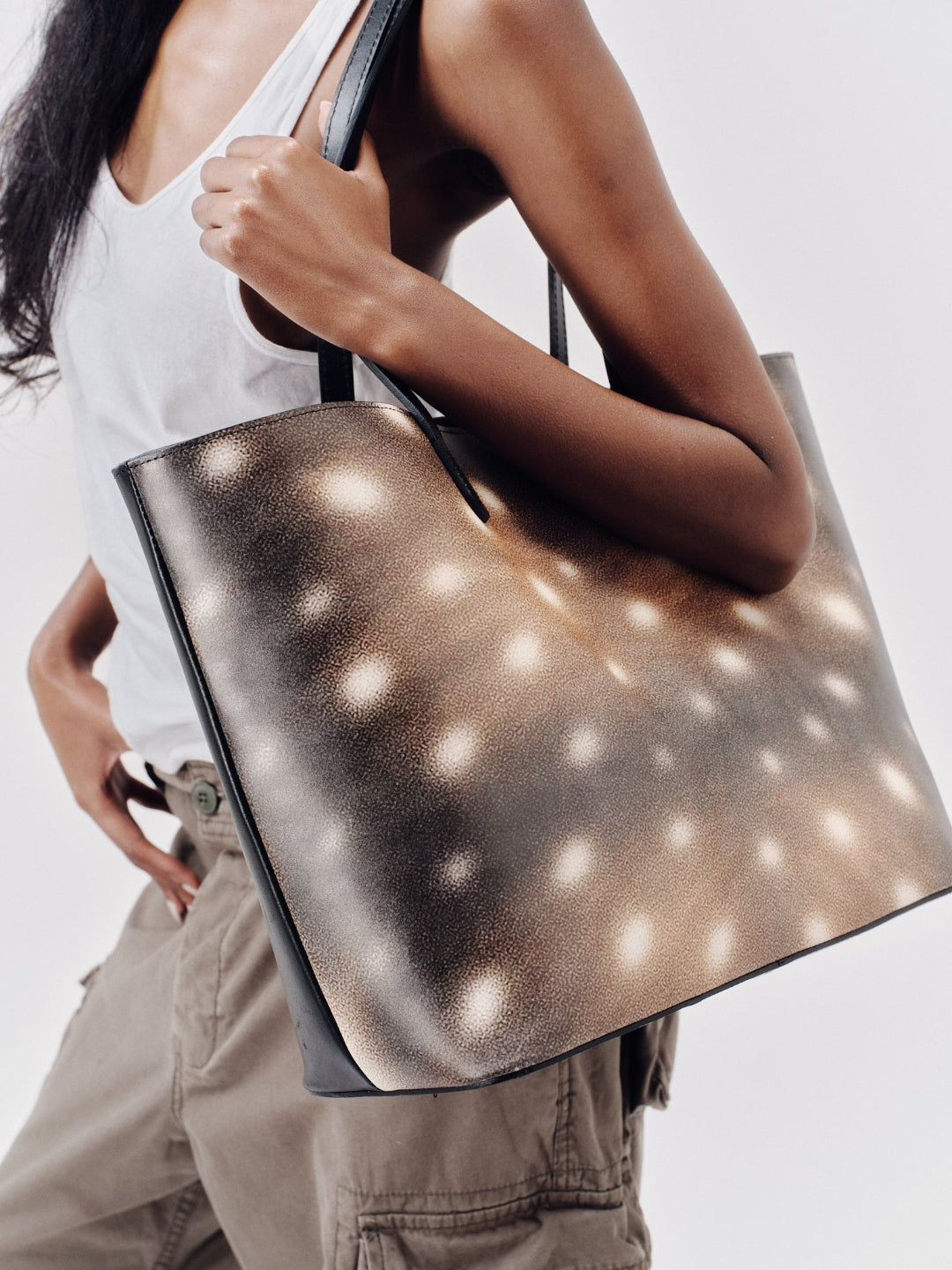 LEATHER AIRBRUSH TOTE BAMBI