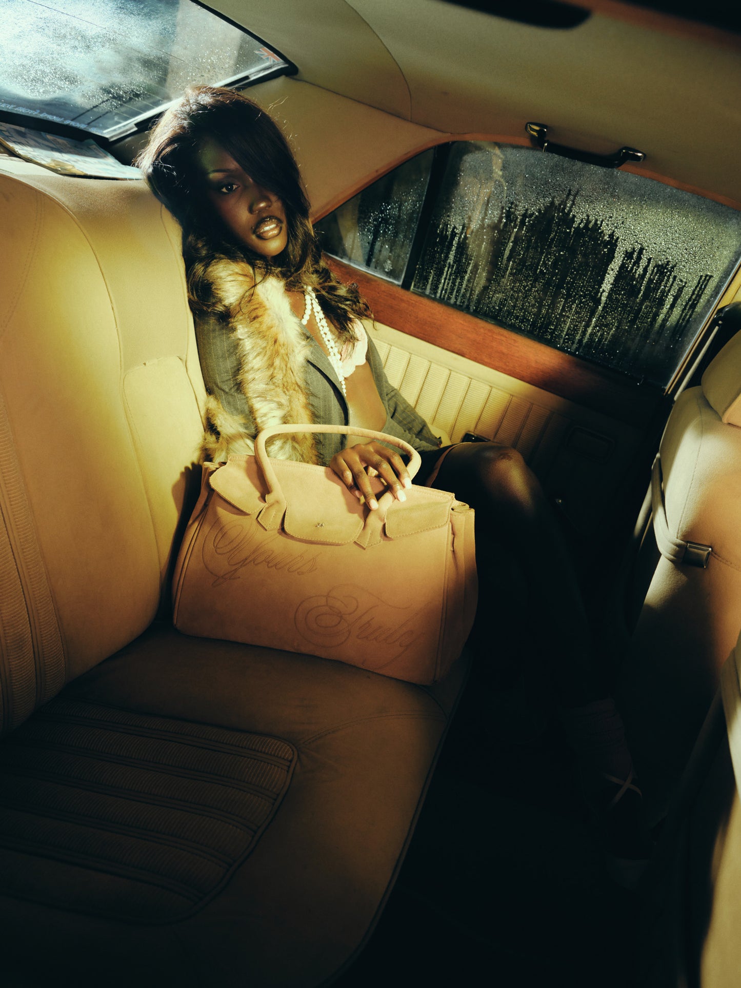 SUEDE CARRYALL BEIGE