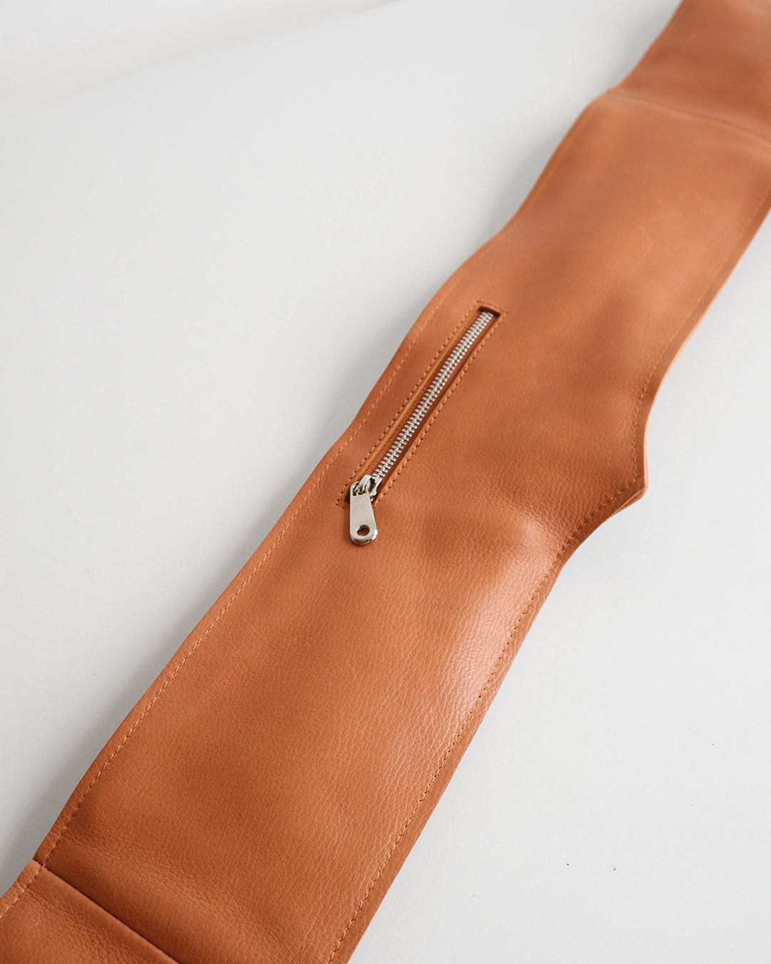 LEATHER BELT BAG BAMBI (SAMPLE)