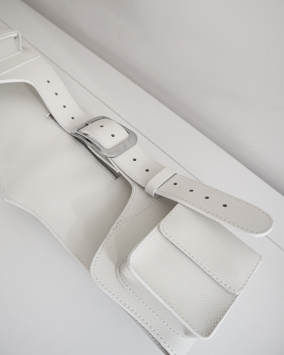 LEATHER BELT BAG WHITE
