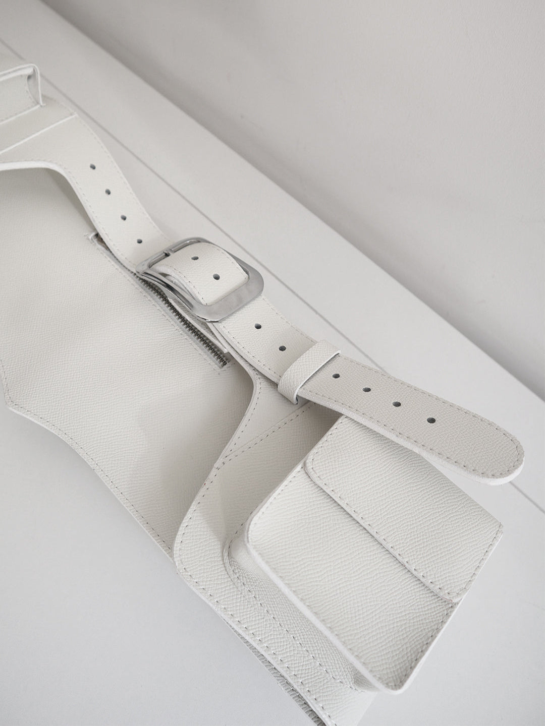 LEATHER BELT BAG WHITE