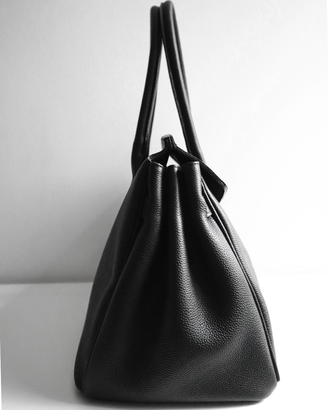 LEATHER CARRYALL BLACK