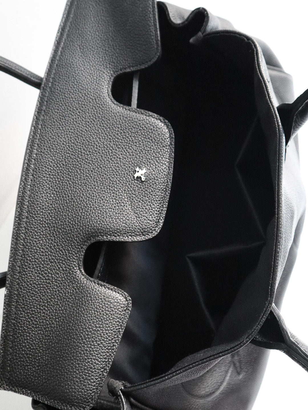 LEATHER CARRYALL BLACK