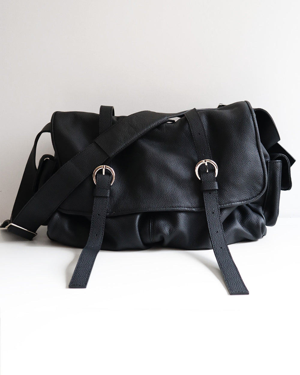 FREDDY LEATHER MESSENGER BLACK