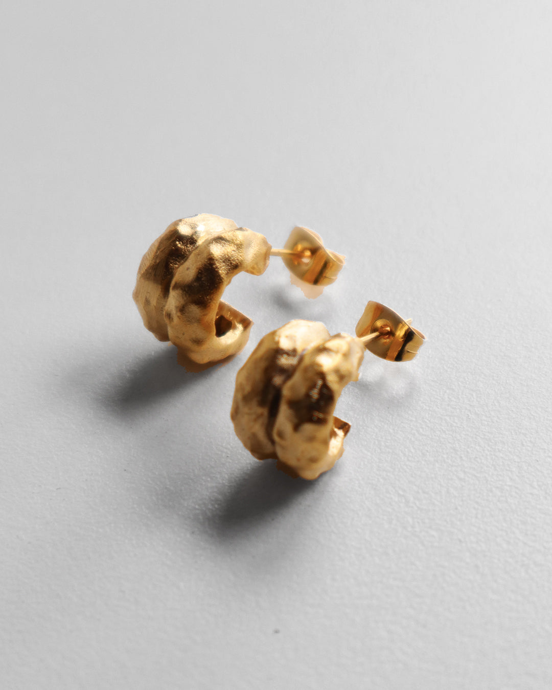 DOUBLE HOOP EARRINGS GOLD (MINIS)