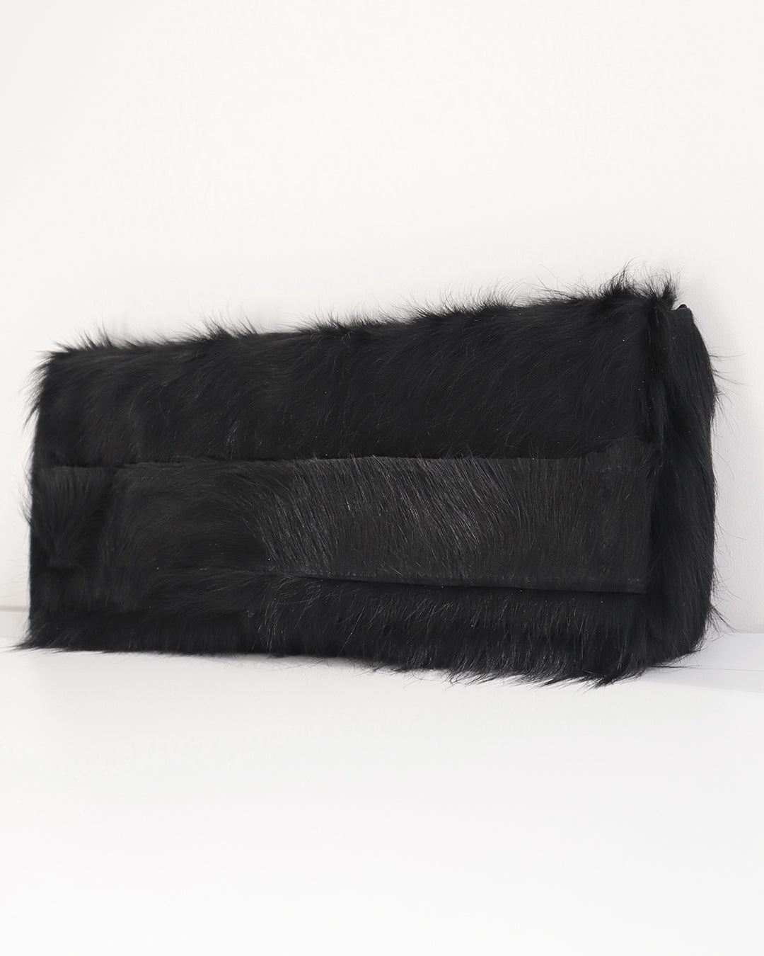PILLOW COWHIDE CLUTCH BLACK