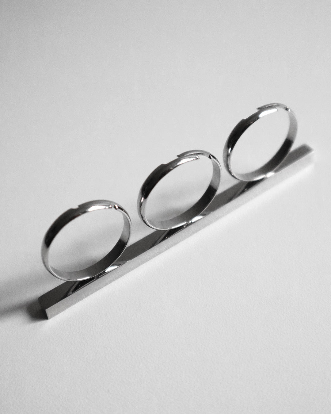 KNUCKLE RING SILVER