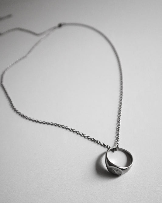 SIGNET NECKLACE SILVER