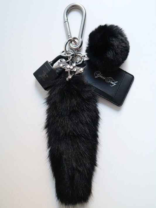 TRINKET CHARM BLACK