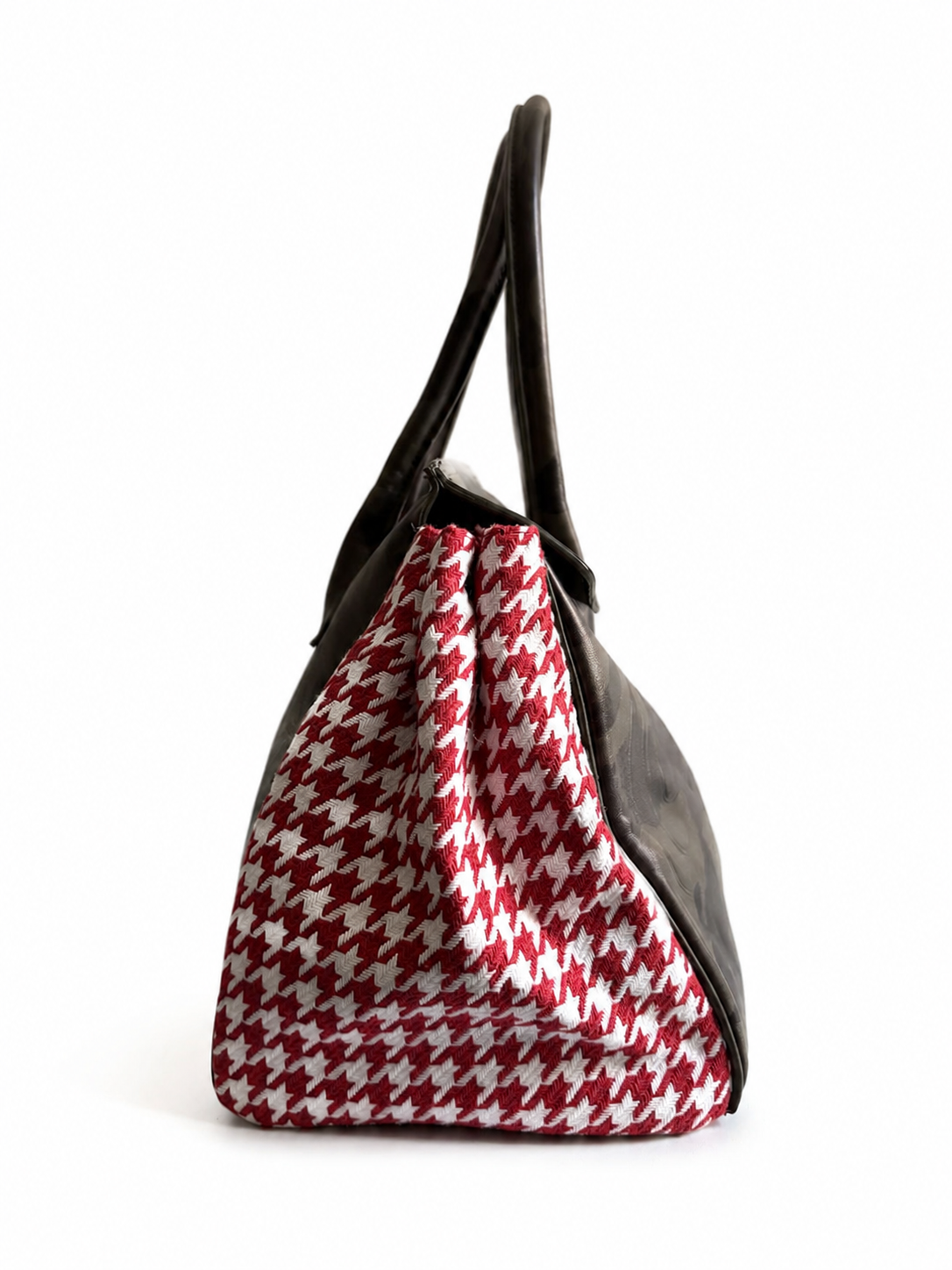 OLIVIA SADE CARRYALL