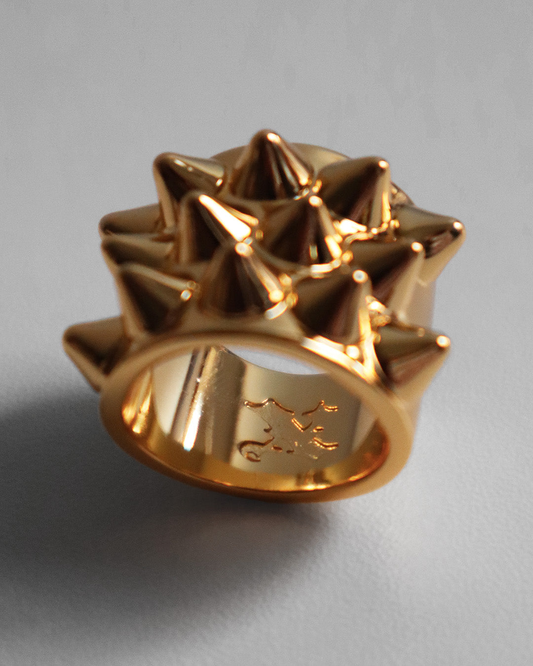 SPIKED RING GOLD