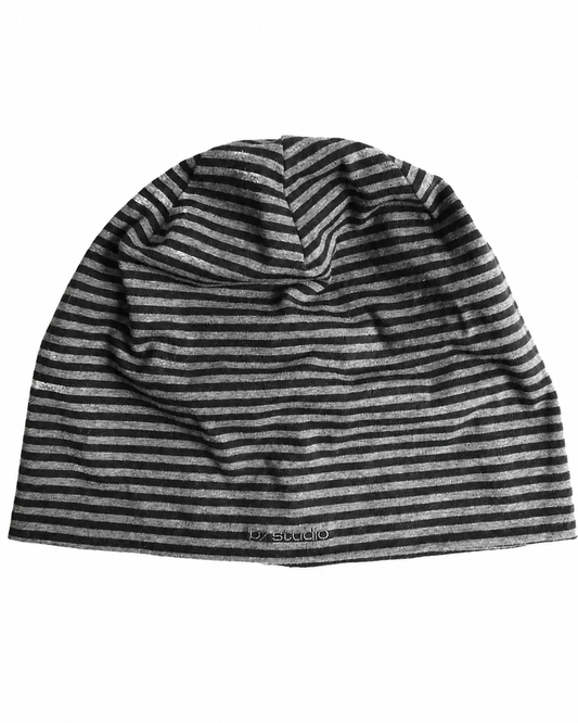 SLOUCH BEANIE GREY