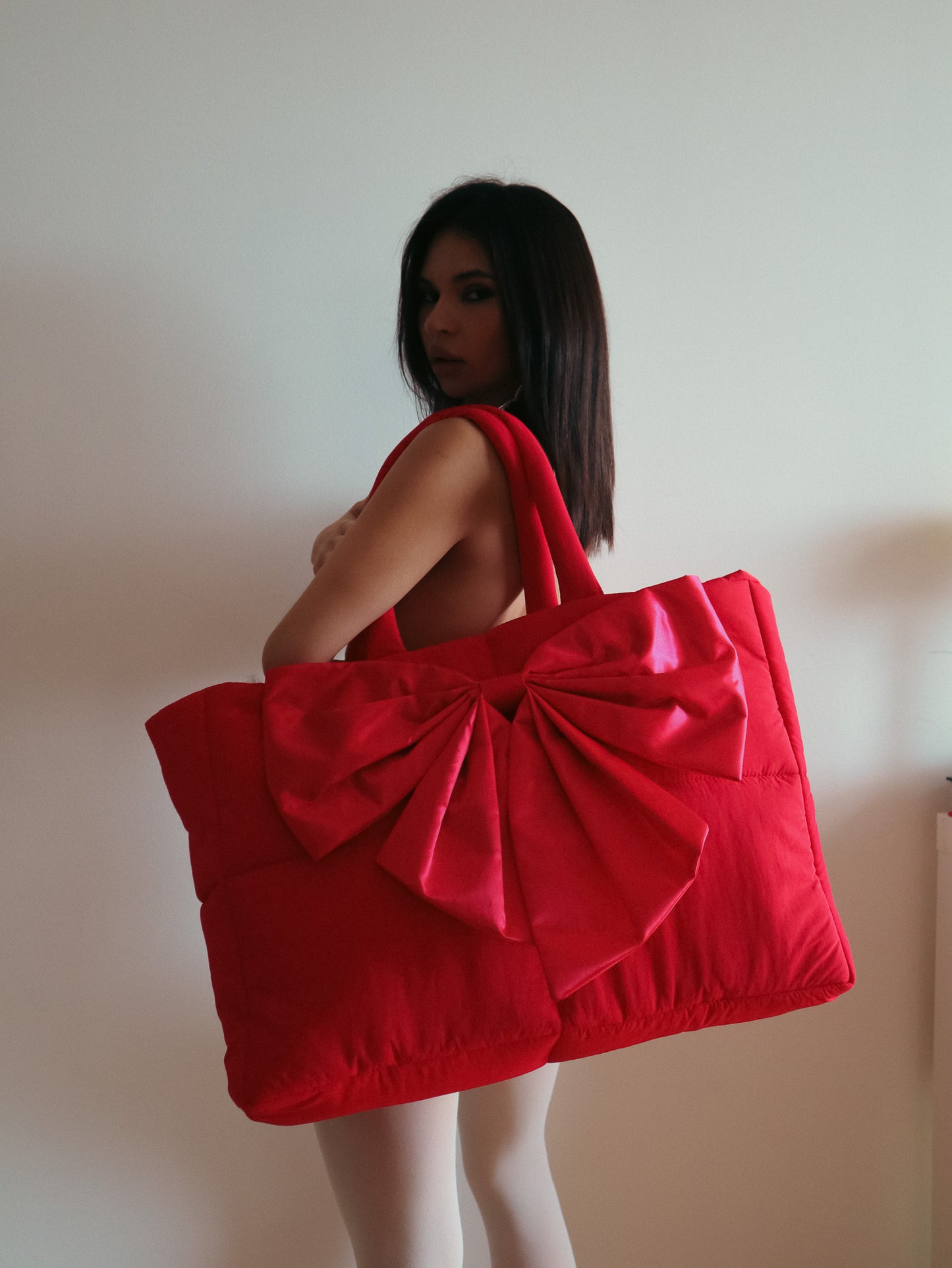 BOW TOTE RED LIMITED EDITION