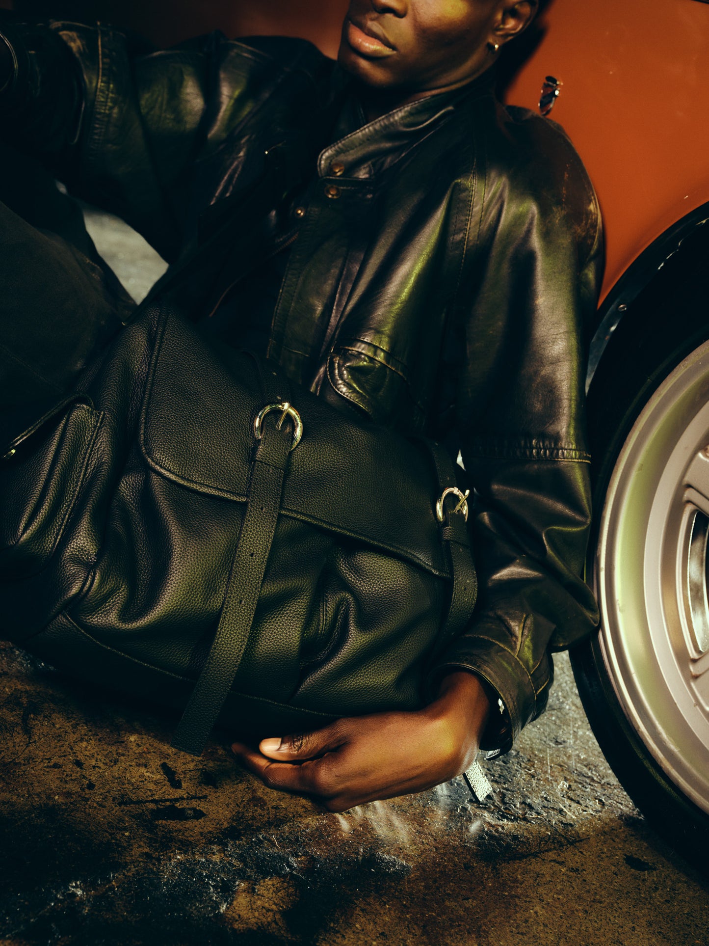 FREDDY LEATHER MESSENGER BLACK