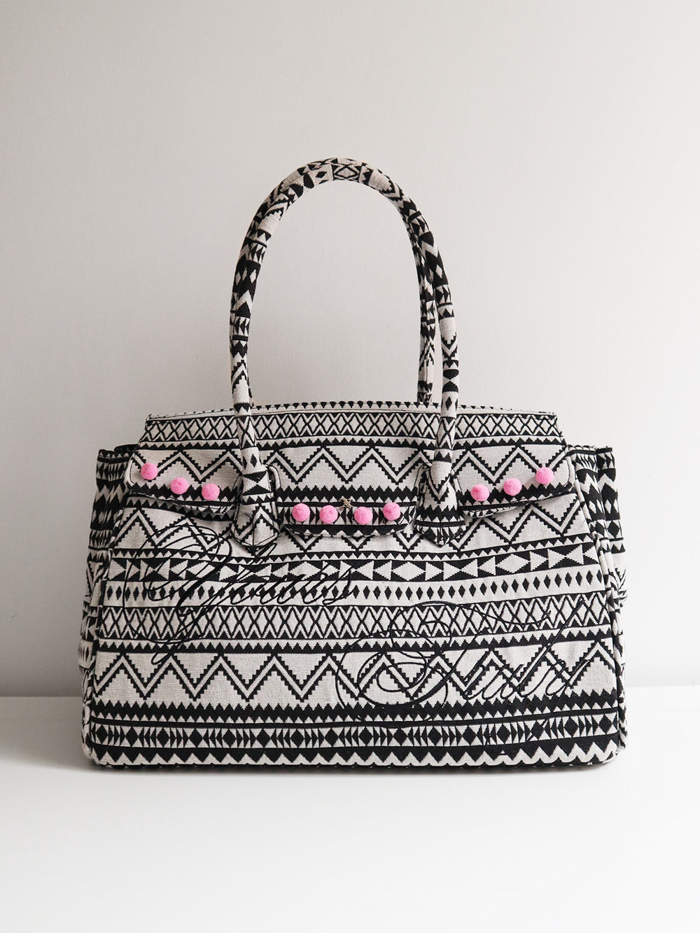 AZTEC CARRYALL