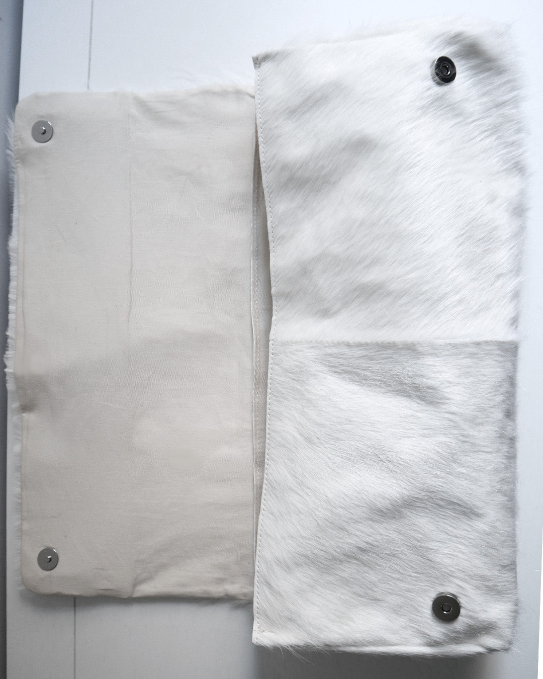 PILLOW COWHIDE CLUTCH WHITE