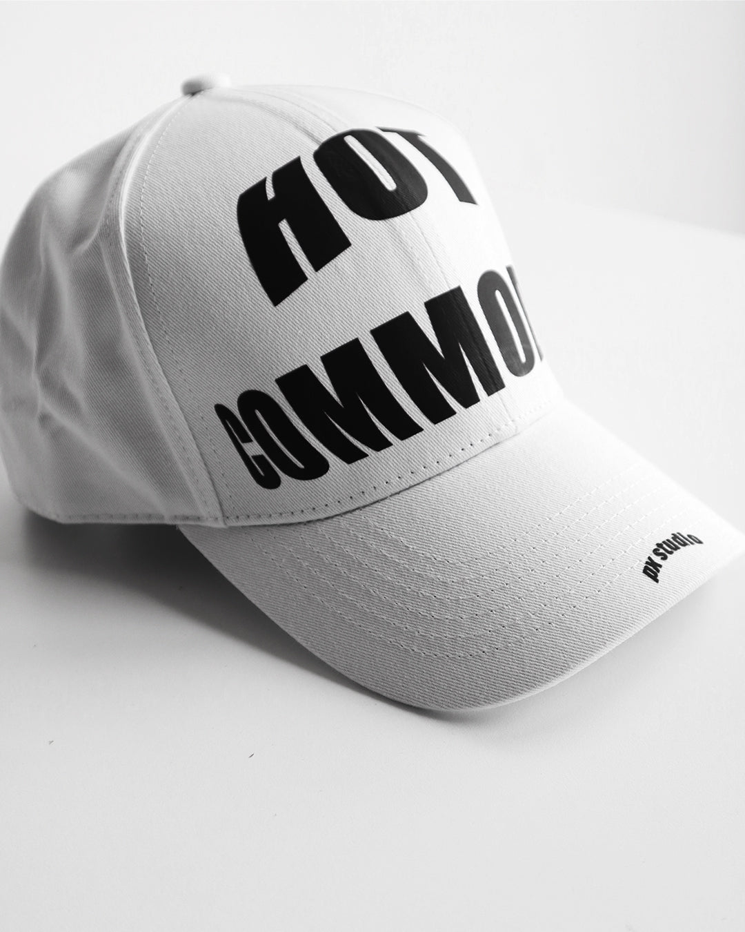 HOT COMMODITY CAP WHITE