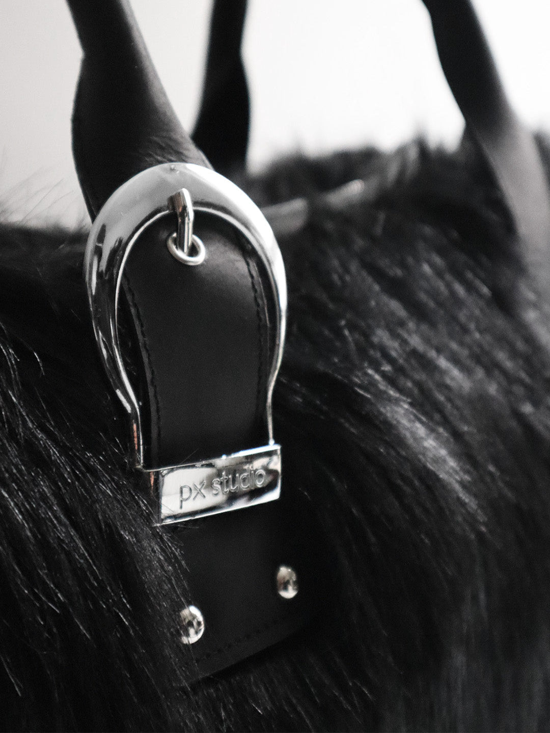 JANE BAG FUR BLACK – Parallel X