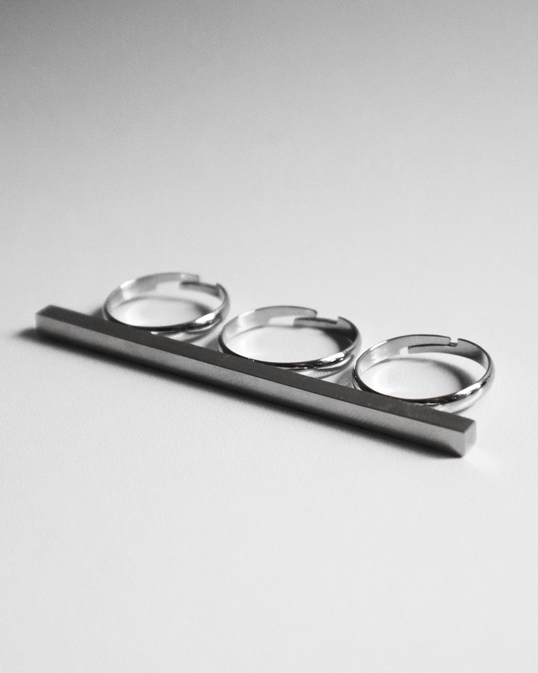 KNUCKLE RING SILVER